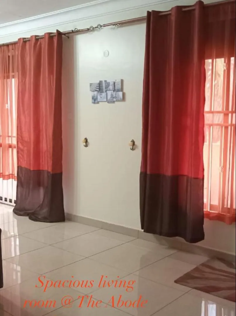 The Abode Apartments Lake View & Breakfast Suite Near Beach Entebbe