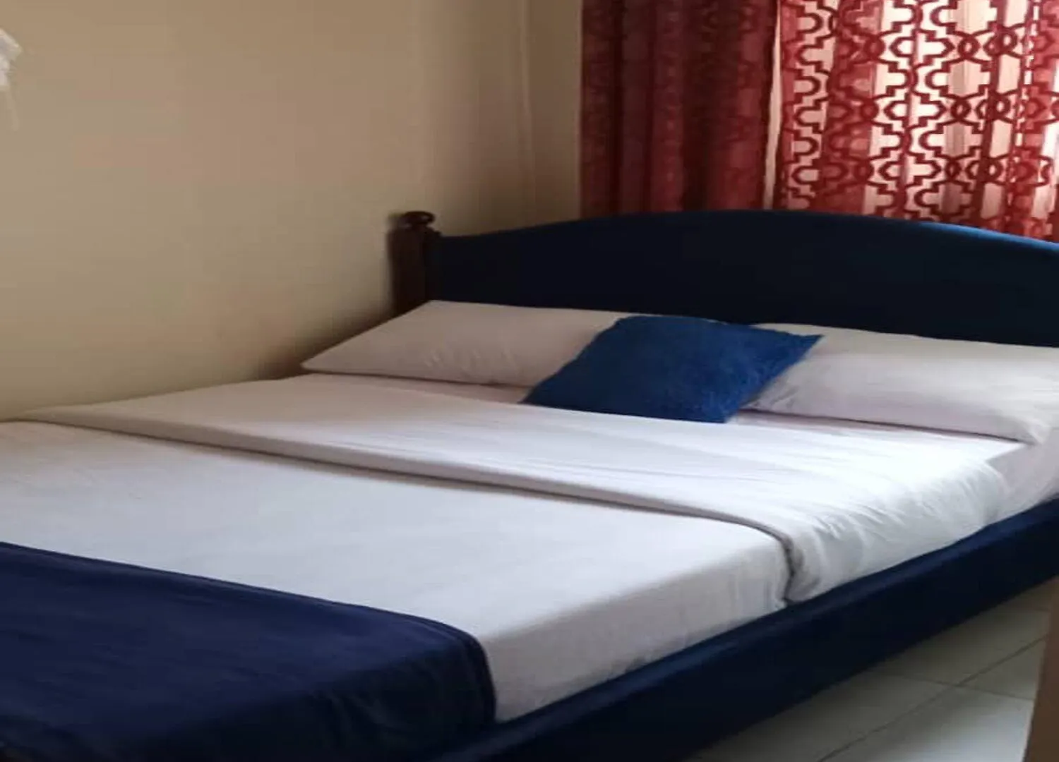 The Abode Apartments Lake View & Breakfast Suite Near Beach Entebbe